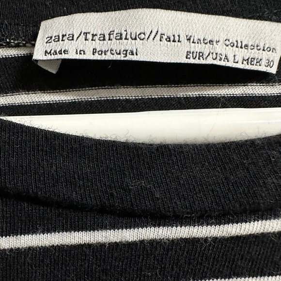 Zara - Cute tshirt with lips pocket - Picture 4 of 4